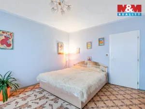 Prodej bytu 3+1, Krupka - Maršov, Karla Čapka, 79 m2