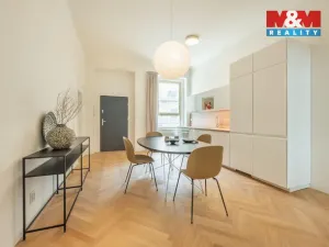 Prodej bytu 3+1, Praha - Vinohrady, Balbínova, 96 m2