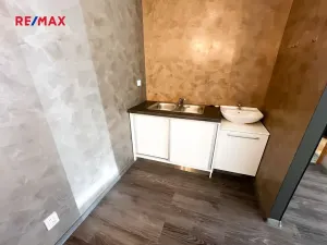 Pronájem obchodního prostoru, Uherské Hradiště, Dlouhá, 75 m2