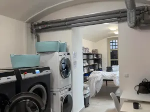 Prodej obchodního prostoru, Praha - Smíchov, Kotevní, 68 m2