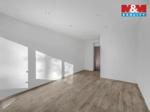 Prodej bytu 3+1, Praha - Klánovice, Medinská, 81 m2