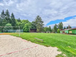 Prodej ubytování, Staré Křečany - Valdek, 1670 m2