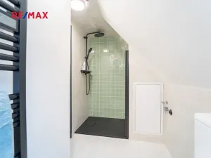 Prodej bytu 1+kk, Praha - Holešovice, Veverkova, 40 m2