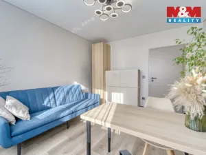 Prodej bytu 3+1, Plzeň - Skvrňany, Vojanova, 72 m2