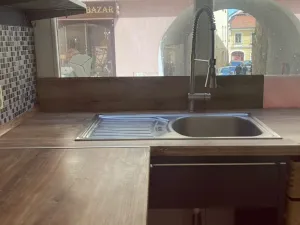 Pronájem obchodního prostoru, Olomouc, Denisova, 12 m2