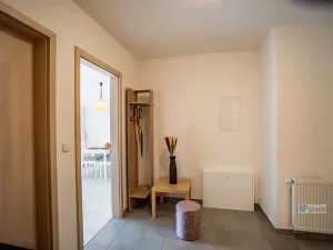 Prodej bytu 2+kk, Unhošť, U Parketárny, 60 m2