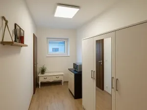 Pronájem bytu 1+kk, Škvorec - Třebohostice, 29 m2