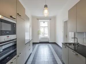 Pronájem bytu 3+1, Praha - Vinohrady, 100 m2