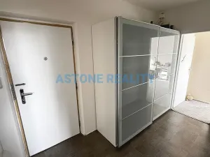 Pronájem bytu 2+1, Praha - Záběhlice, Jahodová, 52 m2