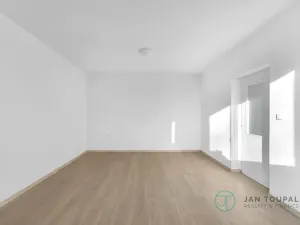 Prodej bytu 2+kk, Černožice, Revoluční, 50 m2