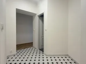 Pronájem bytu 2+kk, Praha - Vršovice, Žitomírská, 60 m2