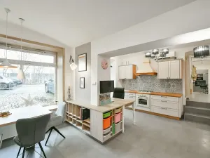 Prodej obchodního prostoru, Praha - Smíchov, Radlická, 86 m2