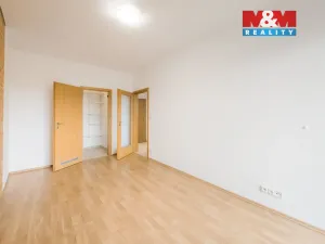 Pronájem bytu 2+kk, Praha - Hloubětín, Nademlejnská, 49 m2