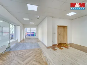 Prodej obchodního prostoru, Praha - Uhříněves, Přátelství, 280 m2