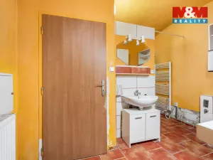 Prodej činžovního domu, Velemín, 264 m2