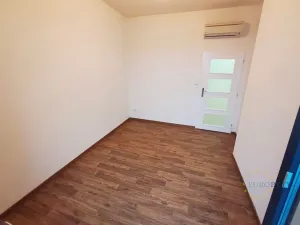 Pronájem bytu 2+kk, Praha - Holešovice, Přístavní, 71 m2