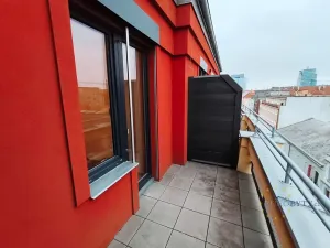 Pronájem bytu 2+kk, Praha - Holešovice, Přístavní, 71 m2