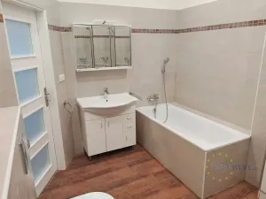 Pronájem bytu 2+kk, Praha - Holešovice, Přístavní, 71 m2