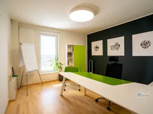 Prodej kanceláře, Vysoký Újezd, Stodolní, 425 m2