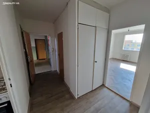 Pronájem bytu 2+1, Chomutov, Dřínovská, 67 m2