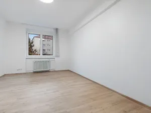 Pronájem bytu 3+1, Zlín, třída Tomáše Bati, 76 m2