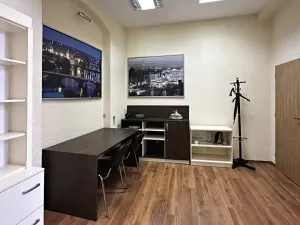 Prodej kanceláře, Karlovy Vary, I. P. Pavlova, 47 m2