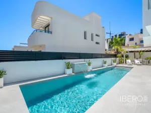 Prodej rodinného domu, Guardamar del Segura, Španělsko, 194 m2