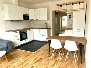 Prodej bytu 2+kk, Praha - Braník, Nad malým mýtem, 52 m2