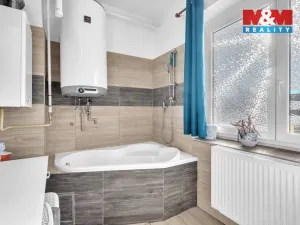 Prodej rodinného domu, Staré Jesenčany, 110 m2