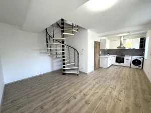 Pronájem bytu 3+kk, Rostěnice-Zvonovice - Rostěnice, 65 m2