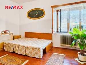 Prodej rodinného domu, Provodín, 290 m2