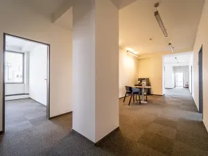 Pronájem kanceláře, Brno, Dornych, 397 m2