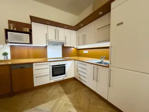 Prodej bytu 2+kk, Praha, Ve Smečkách, 80 m2
