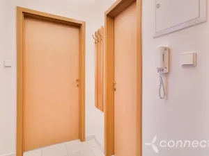 Pronájem bytu 2+kk, Zruč nad Sázavou, náměstí Míru, 36 m2