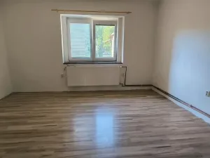 Pronájem bytu 1+1, Chabařovice, 40 m2