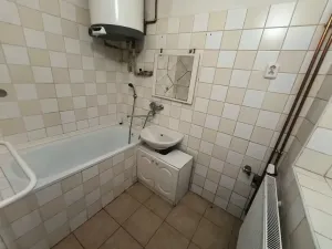Pronájem bytu 1+1, Chabařovice, 40 m2