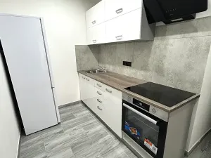 Pronájem bytu 2+kk, Praha - Prosek, Vysočanská, 46 m2