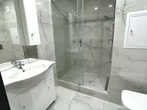 Pronájem bytu 2+kk, Praha - Prosek, Vysočanská, 46 m2