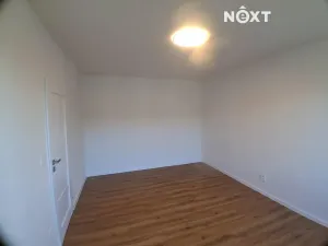 Pronájem bytu 2+1, Hluboká nad Vltavou, Palackého, 51 m2