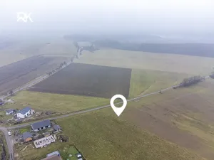 Prodej pozemku pro bydlení, Uhersko, 944 m2