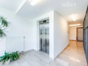 Pronájem bytu 3+kk, Praha - Vysočany, Podnádražní, 100 m2