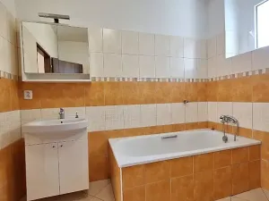 Pronájem bytu 2+kk, Praha - Strašnice, Černokostelecká, 47 m2