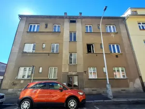 Pronájem bytu 1+kk, Praha - Braník, Pod vinohradem, 27 m2
