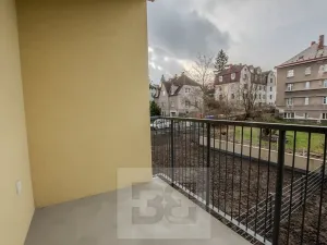 Pronájem bytu 2+kk, Liberec, Tovární, 66 m2