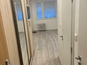 Pronájem bytu 1+kk, Praha - Záběhlice, Jahodová, 30 m2
