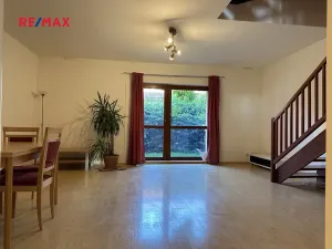 Pronájem rodinného domu, Praha - Újezd nad Lesy, Na Božkovně, 110 m2