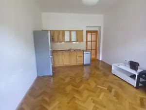 Pronájem bytu 2+kk, Praha - Holešovice, Letohradská, 48 m2