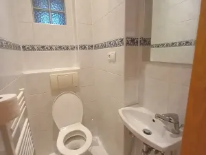 Pronájem bytu 2+kk, Praha - Holešovice, Letohradská, 48 m2