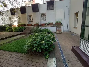 Pronájem bytu 2+kk, Praha - Holešovice, Letohradská, 48 m2