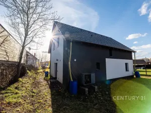 Prodej rodinného domu, Dobřany, 124 m2